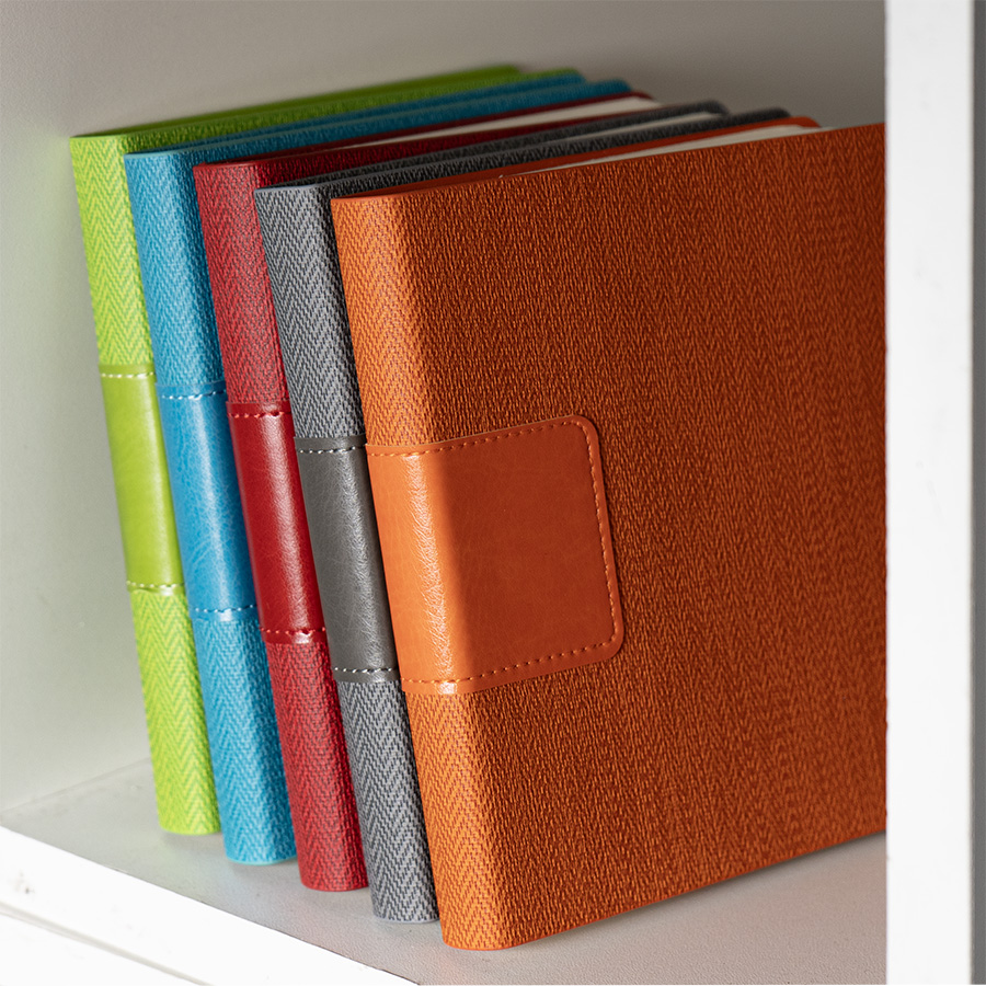 Ежедневник недатированный SCOTTY, формат А5-