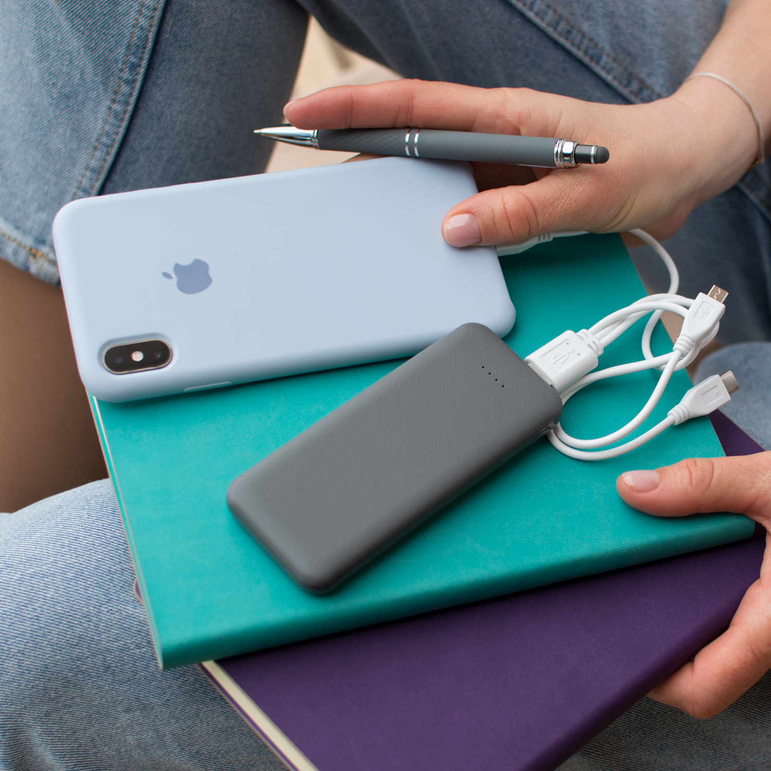 Внешний аккумулятор Avis PB 5000 mAh, черный