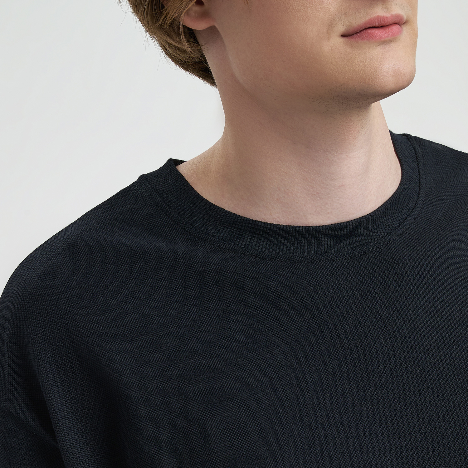 Футболка унисекс премиум AURA, 100% хлопок 200гр. черный, размер XS/S