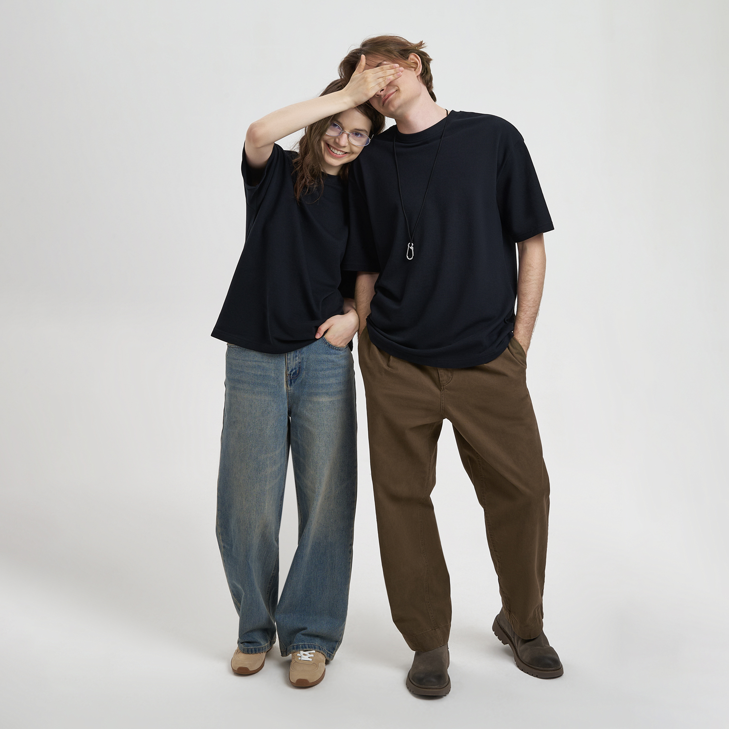 Футболка унисекс премиум AURA, 100% хлопок 200гр. черный, размер XL/2XL