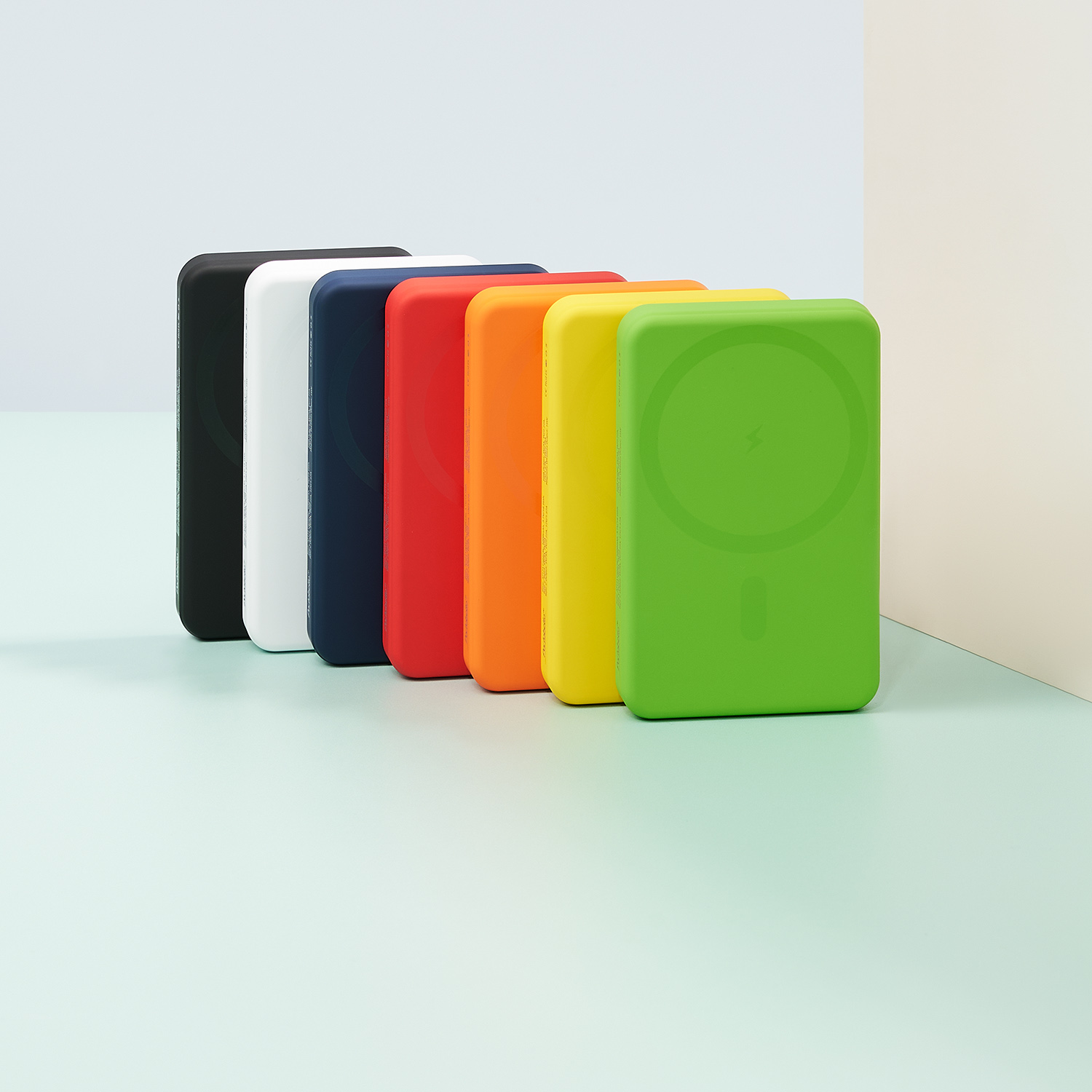 Внешний аккумулятор Largo PD 5000mAh с функцией беспроводной зарядки 15W, синий