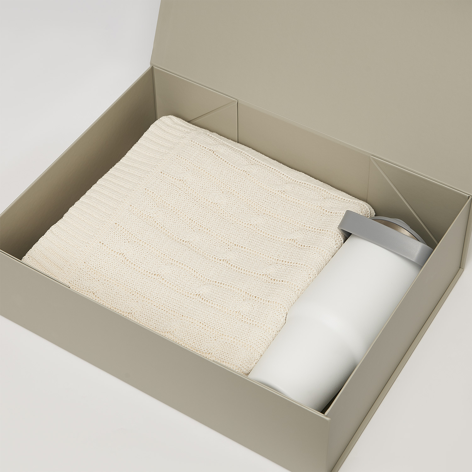 Подарочный набор Montana, белый (плед, термокружка)