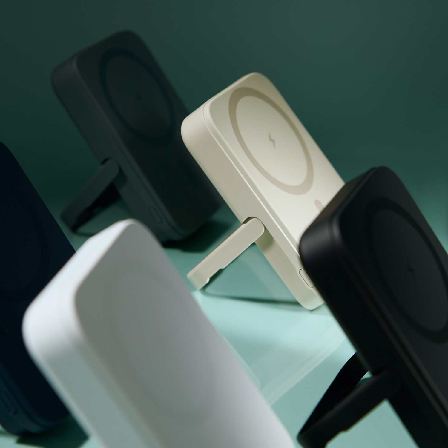 Внешний аккумулятор Юнион PD (Union PD) 10000mAh с функцией беспроводной зарядки 15W, бежевый