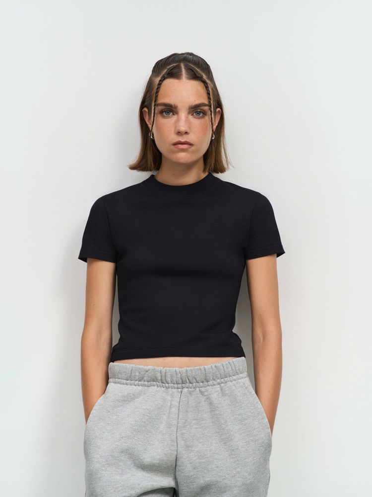 Футболка женская Lilia, черная, размер S