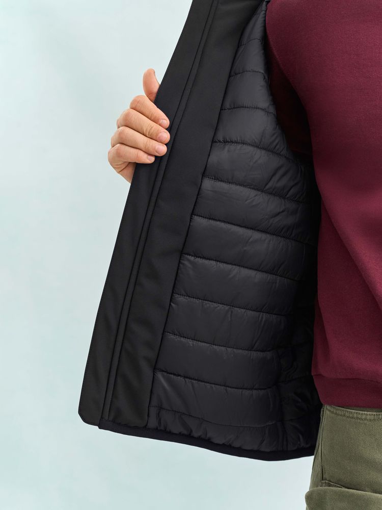 Жилет софтшелл унисекс Falcon BW, красный, размер M