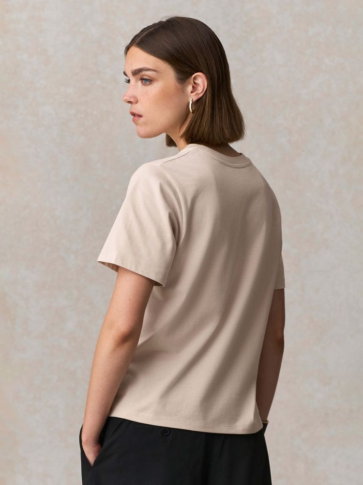 Футболка женская Legend Women, красная, размер S