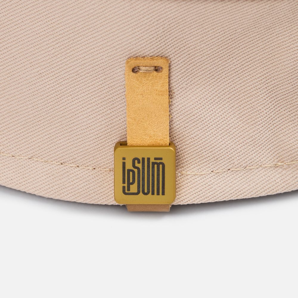 Квадратный шильдик на резинку Direct, матовый золотистый