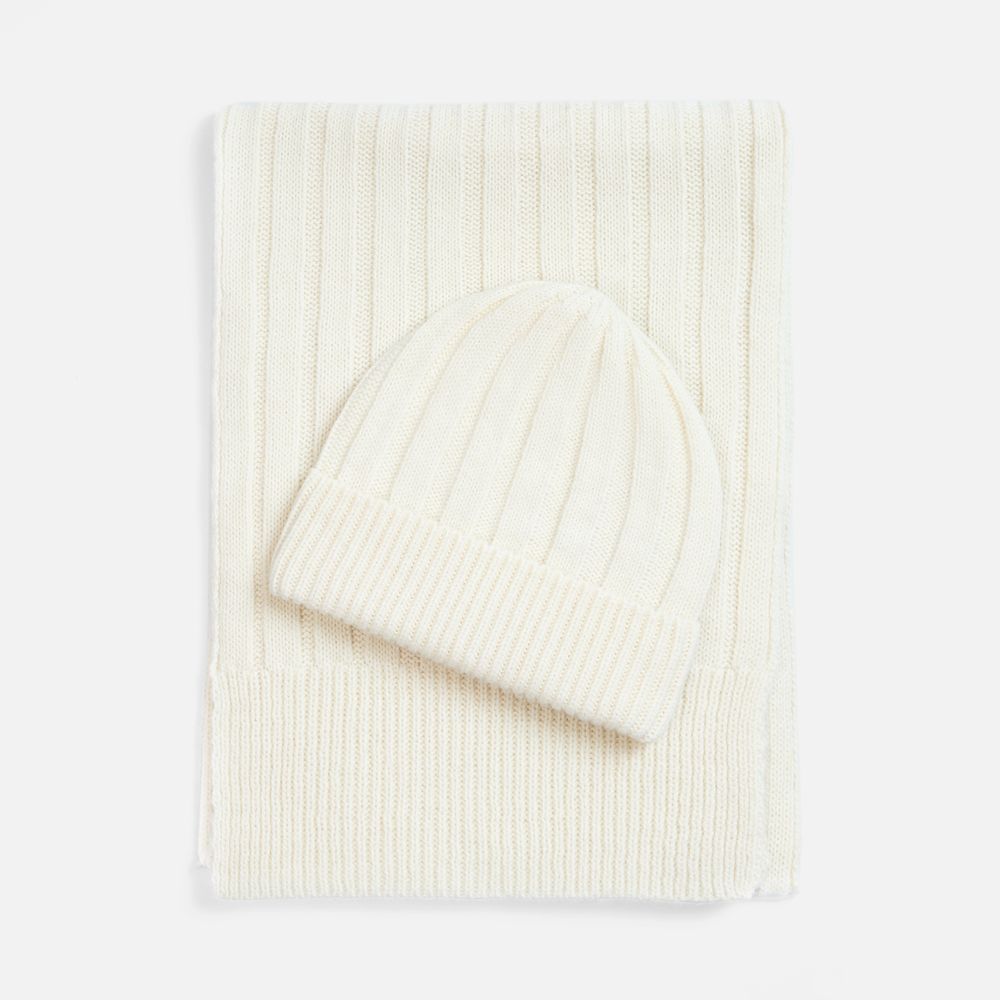 Шапка Bellish, белая (ванильная)