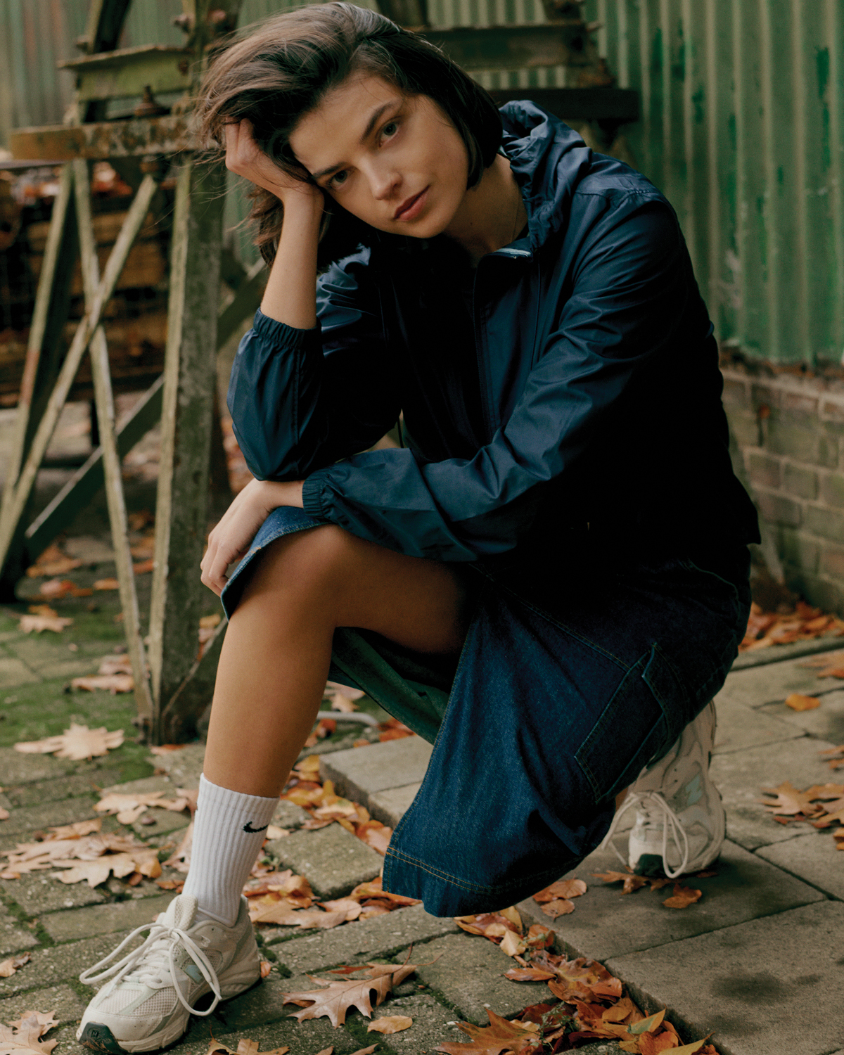 Ветровка Iqoniq Logan из переработанного полиэстера AWARE™, унисекс, 70 г/м²