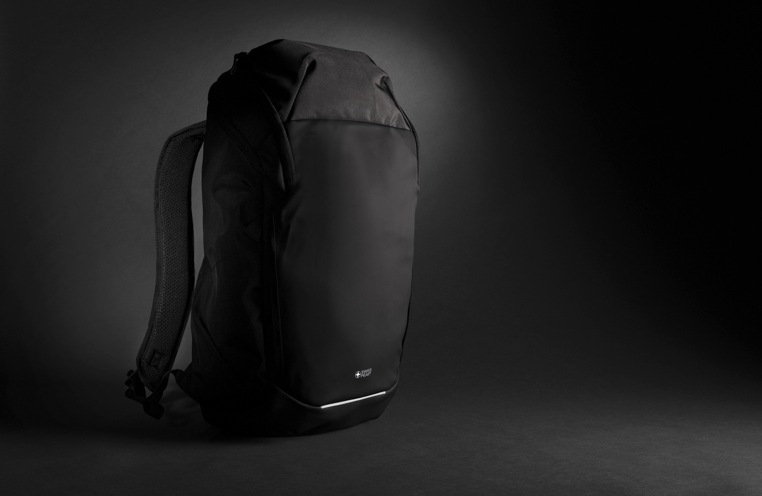 Бизнес-рюкзак Swiss Peak из RPET AWARE™ для ноутбука 15,6"